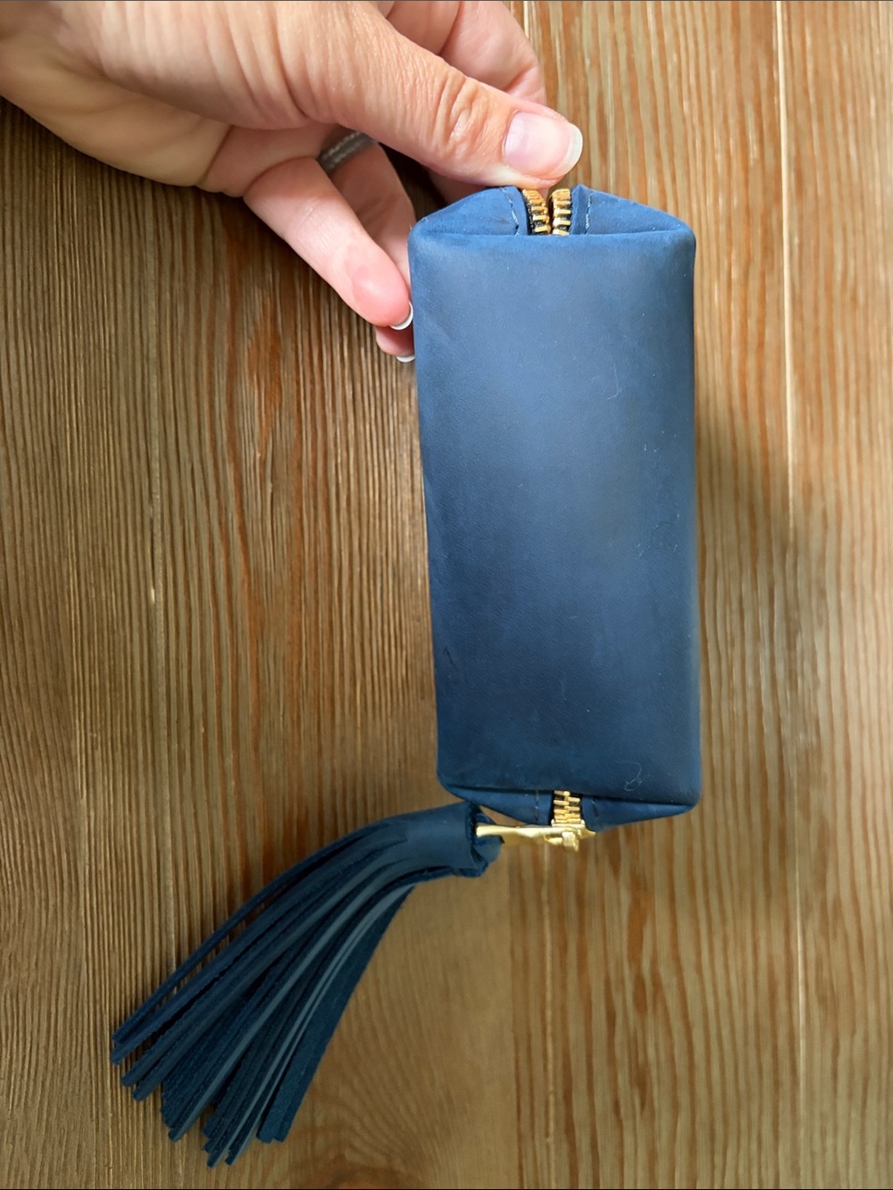 Portland Leather Taco Tassel Pouch - Picture 3 of 4